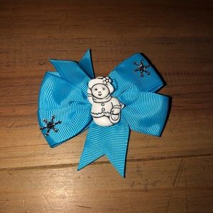 Handmade winter hair bow